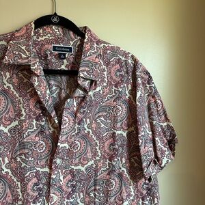 Mens button down short sleeve pink paisley